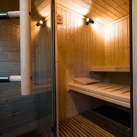 Chalet Wood *